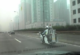 Japanese police motorbike transforms to tow truck