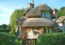Thatched roofs in england
